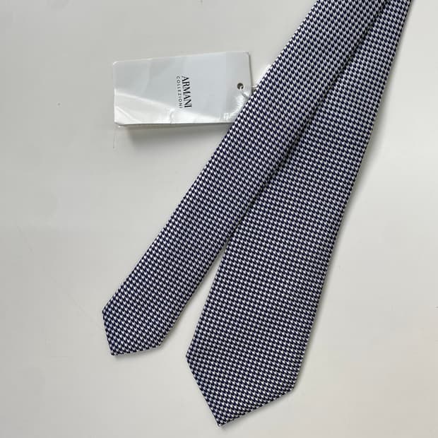 미사용품 택달린 알마니 명품 정품넥타이(ARMANI)7.3cm