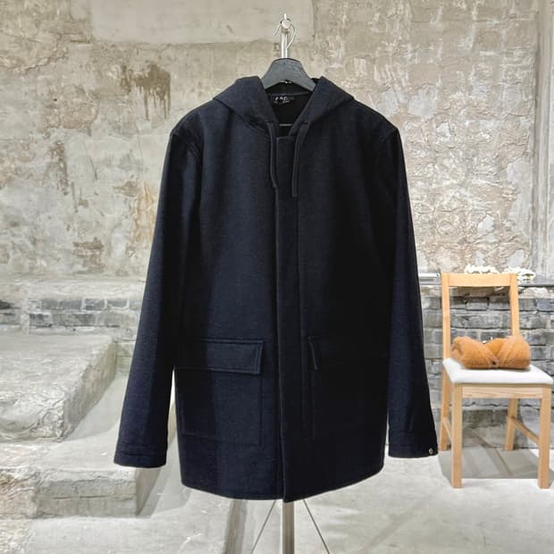 아페쎄 딥 네이비 히든 버튼 울 후디 코트