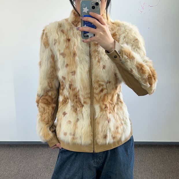 Buon Accordo 아이보리 베이지 토끼 퍼 자켓