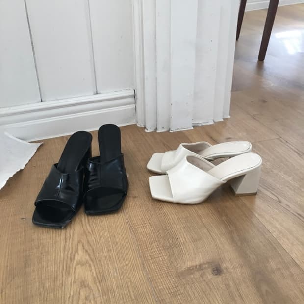 아워캐비넷 chunky mule heel 230사이즈