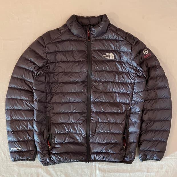 대대장 노스페이스 써밋800필 구스다운 경량패딩