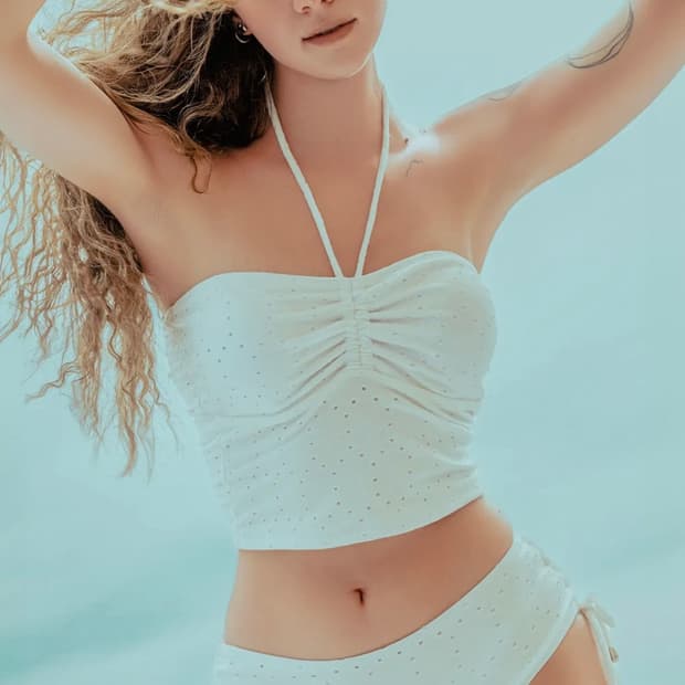 아이엠클레어 데이지 셔링 비키니 화이트