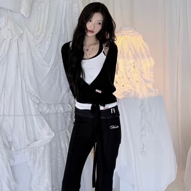 뉴얼린 Hailey Pintuck Leggings 헤일리 레깅스