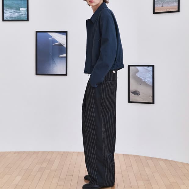 Waviness Deep One Tuck Side Line Wool Tr