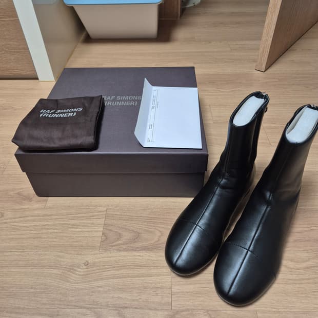 (41)라프시몬스 (러너) 2001-2 블랙 부츠