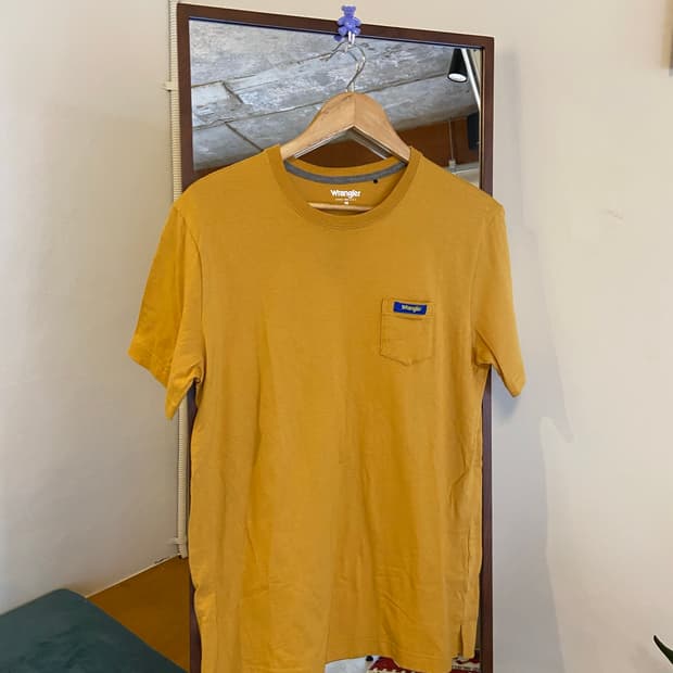 Wrangler 반팔 티셔츠 머스타드