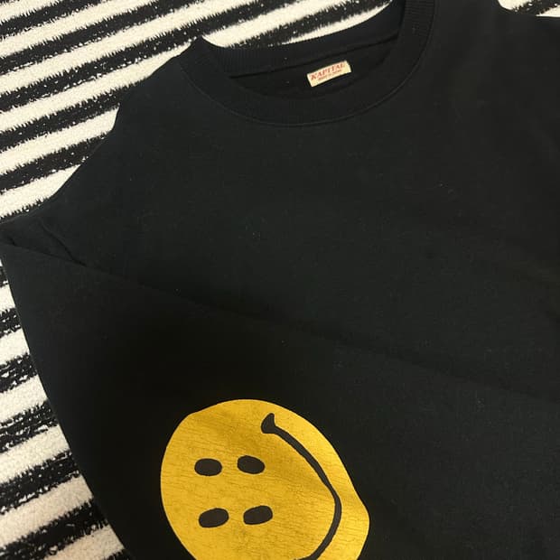 Kapit 캐피탈 맨투맨 스마일