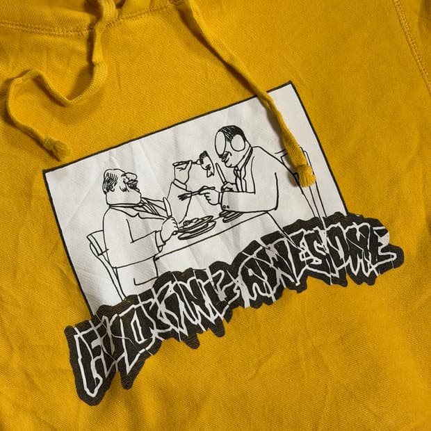 퍼킹어썸 그래픽 로고 후드티