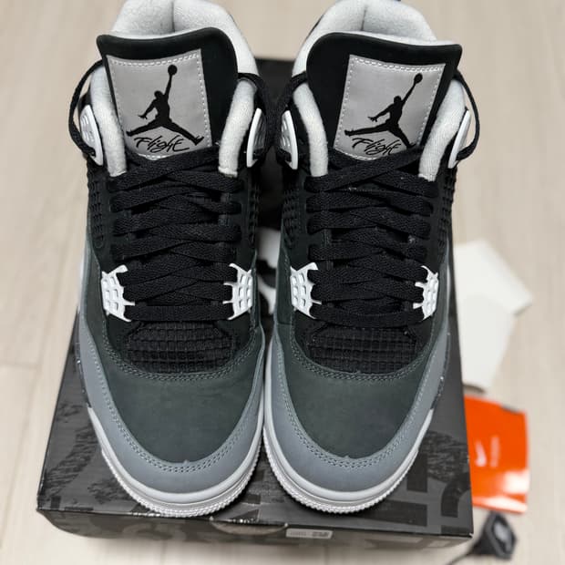 나이키 조던4 피어 265 2회착용