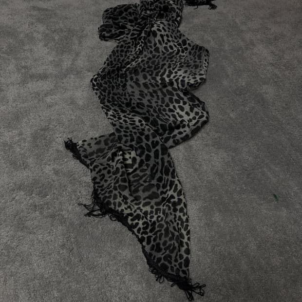 Vintage v-kei gothic punk scarf