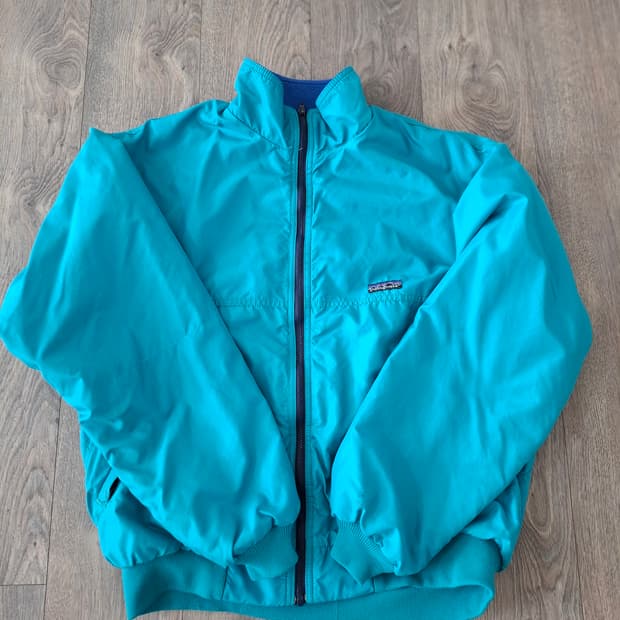 L 파타고니아 90s usa 쉘드 신칠라 아우터 에메랄드 바람막이