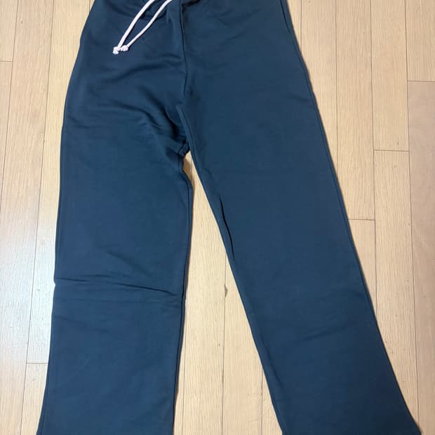 섭듀드 JOGGERS PNODO BLUE PINK