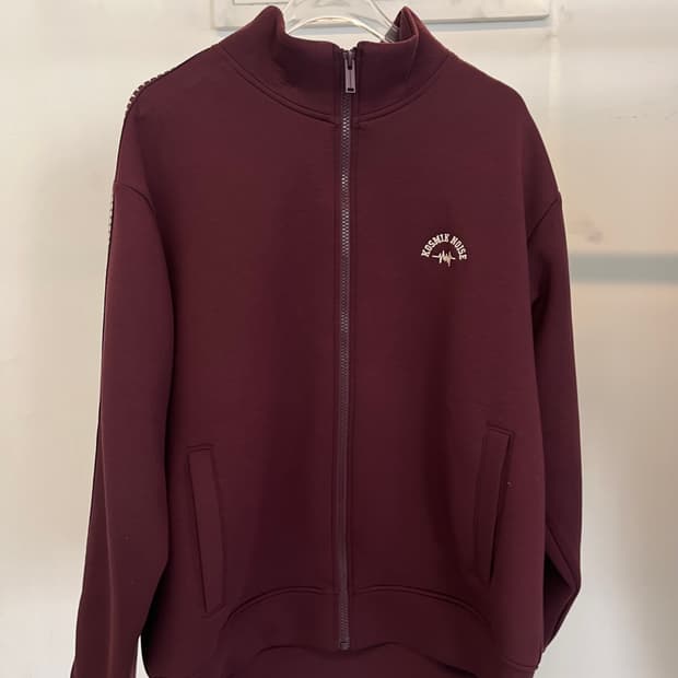 GU X UNDERCOVER Track top