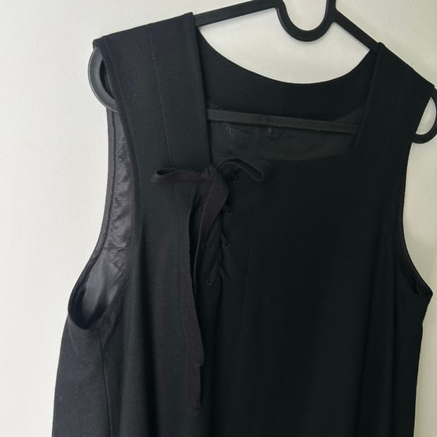 스트랩 울 원피스