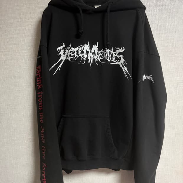 베트멍 다크니스 후드티 S사이즈 판매합니다