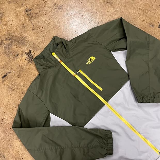 [정품/2XL] 노스페이스 바람막이 올리브 화이트 b15