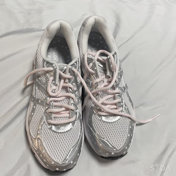 아식스 페이퍼걸 파리 빔즈 GT-2160 화이트 실버