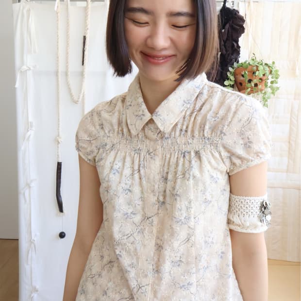GIRLY EMBROIDERY BLOUSE VINTAGE APRICOT