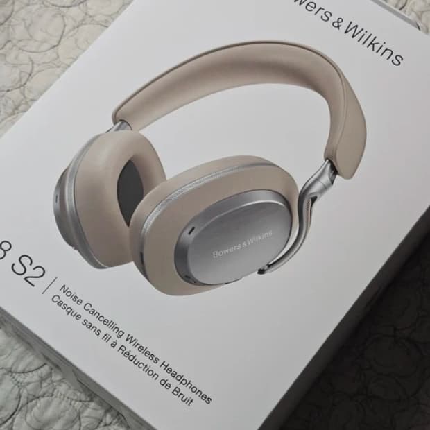 B&W PX8 S2 웜스톤