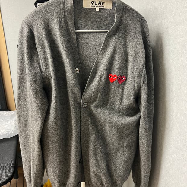 꼼데가르송 그레이 L사이즈 가디건  더블 와펜