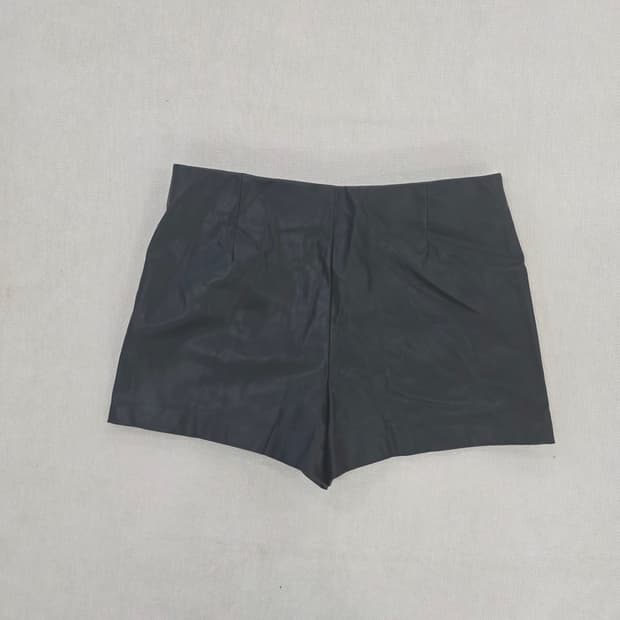 [26] 자라 인조가죽 미니팬츠 페이크 레더 숏팬츠 1231J