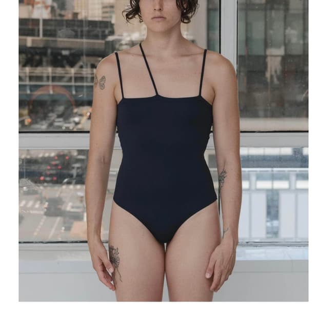 베이스레인지 수영복 Nida 블랙 xs