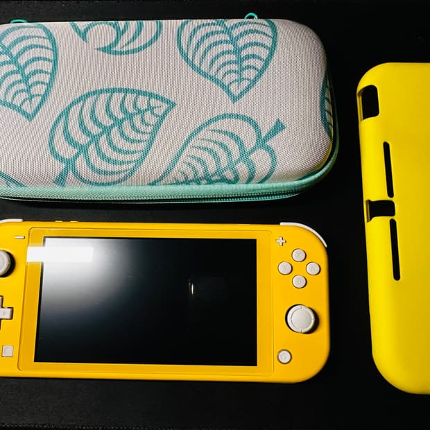 닌텐도 스위치 라이트 옐로우 + 옐로우 케이스, 동숲 파우치 판매