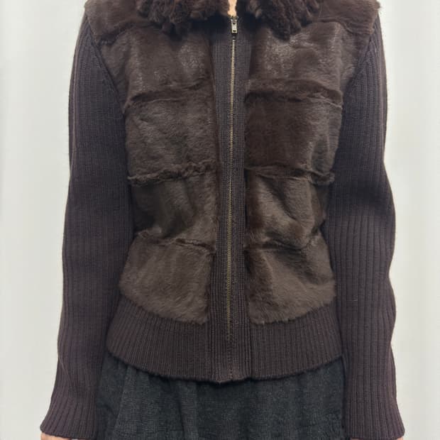 rabbit fur detail knit zipup