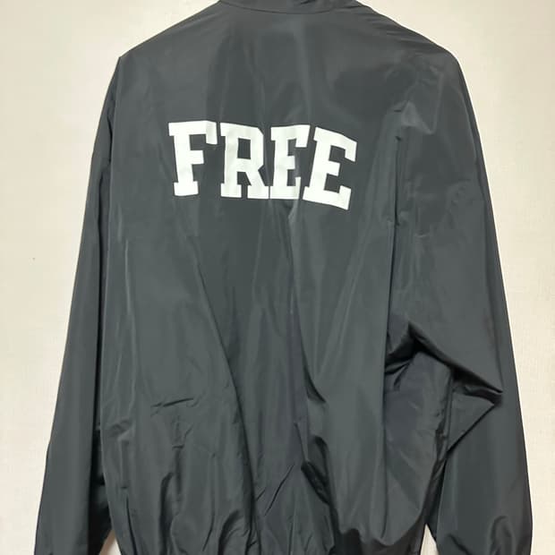 (새상품급) 발렌시아가 포플린 FREE 자켓 46 사이즈 