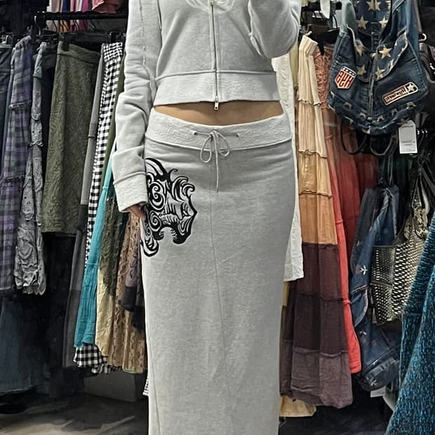 갸루 라이언 트레이닝 후드집업, 스커트 셋업