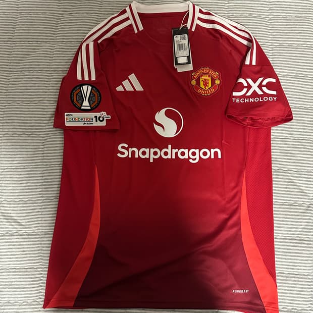 L) 24-25맨유 홈 유로파 결승ver. 브루노 페르난데스