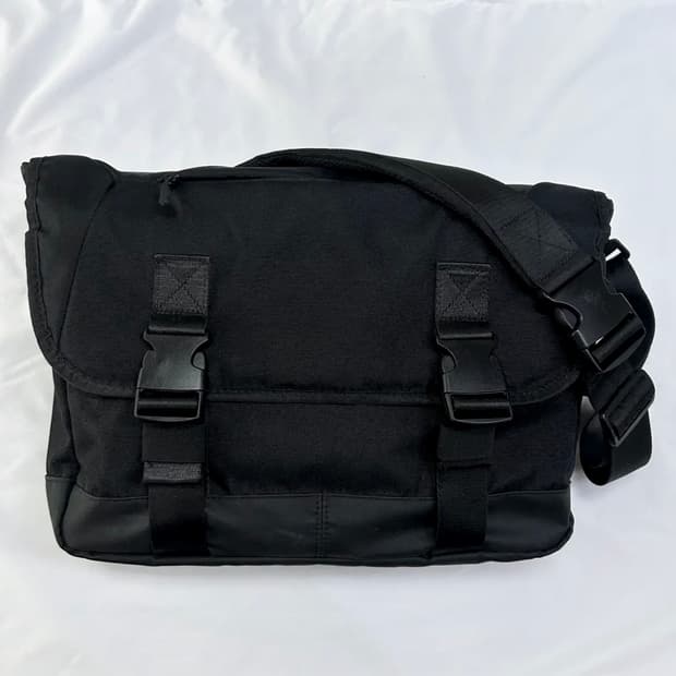 몬스터리퍼블릭 어드벤스 베이직 크로스백 메신저백 노트북 가방