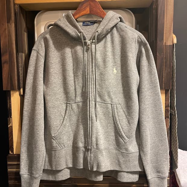 폴로 후드집업