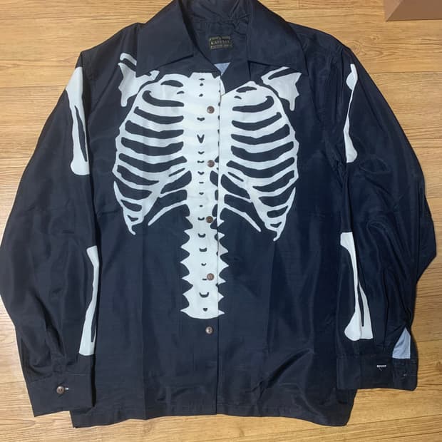 캐피탈 스켈레톤 롱슬리브 본 실크 큐브라셔츠