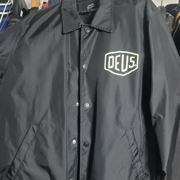 데우스 코치자켓