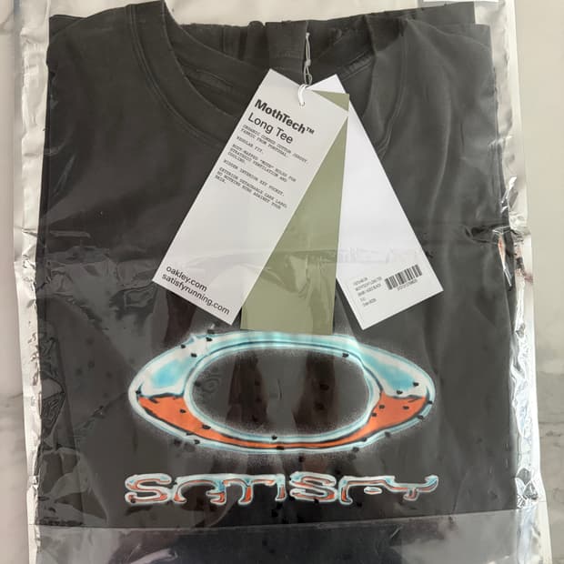 새티스파이 오클리 모스테크 롱티 롱슬리브 L