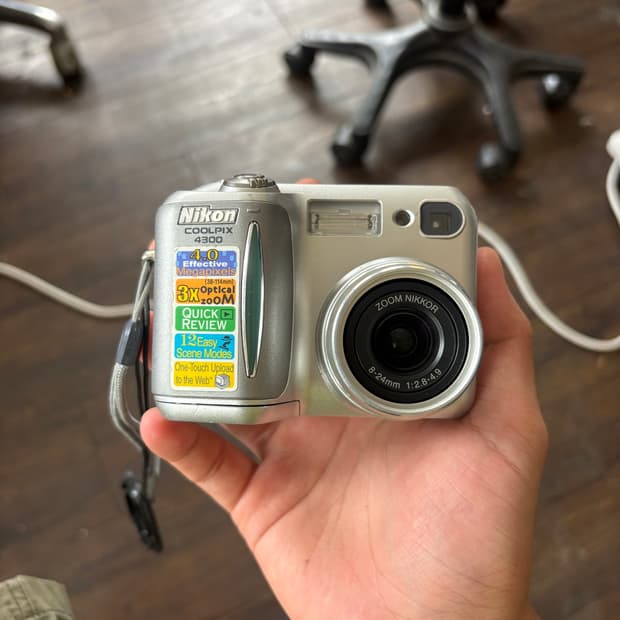 니콘 쿨픽스 4300 디지털카메라