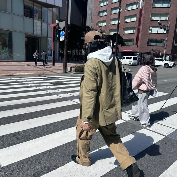 엘엘빈 헌팅자켓 착샷O