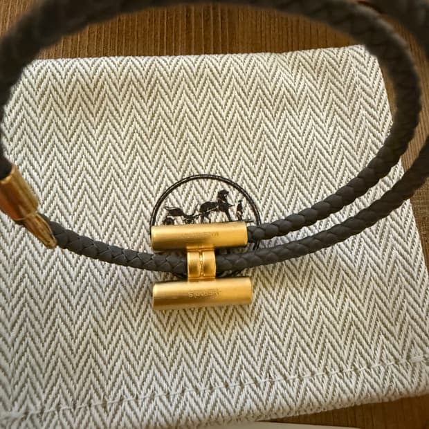 에르메스 가죽팔찌