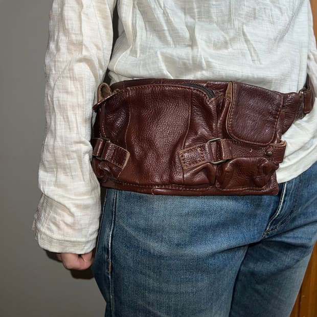 vintage leather sling bag
