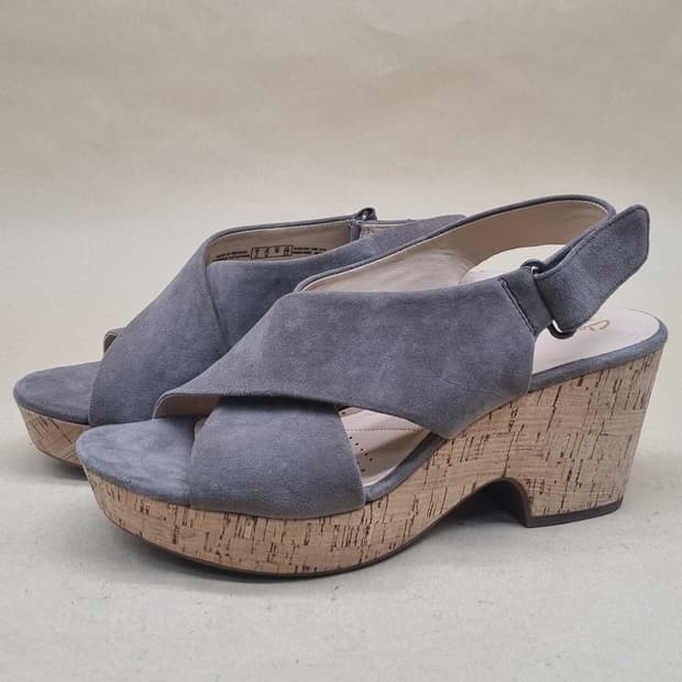 클락스 통굽 스트랩 샌들 235 굽8