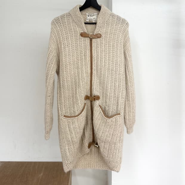 구찌 크림 토글 클로저 니트 롱자켓