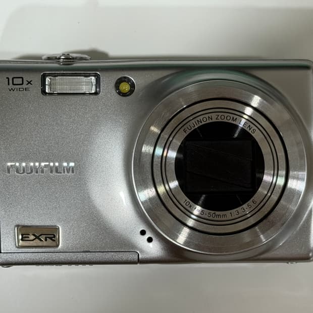 후지필름 finepix f70exr 