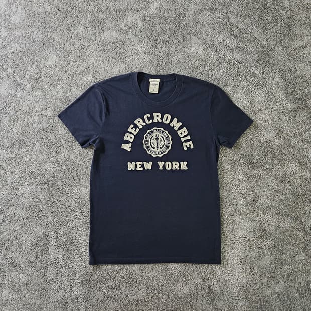 [무료배송] Abercrombie Fitch 반팔 티셔츠