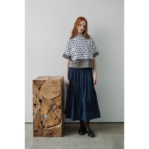 25SS 아카네 변형 도트 자카드 베스트