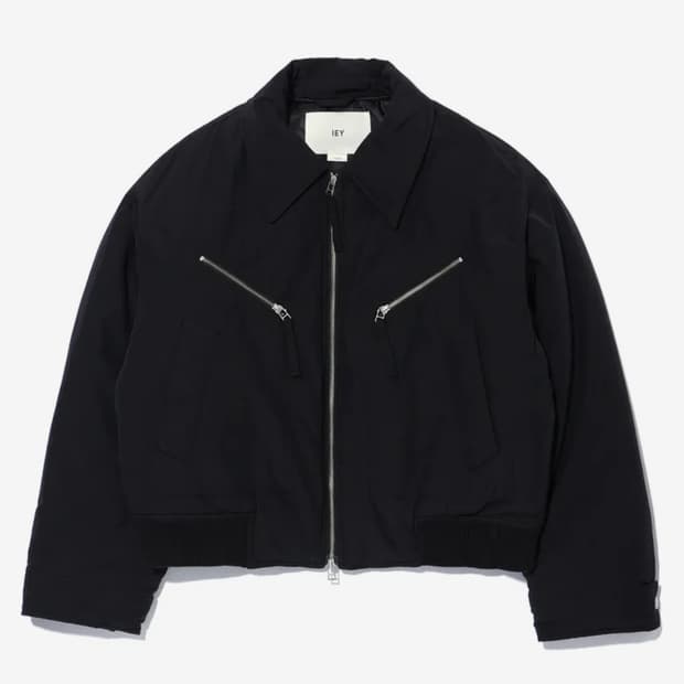 이에이 PANEL PADDED JUMPER