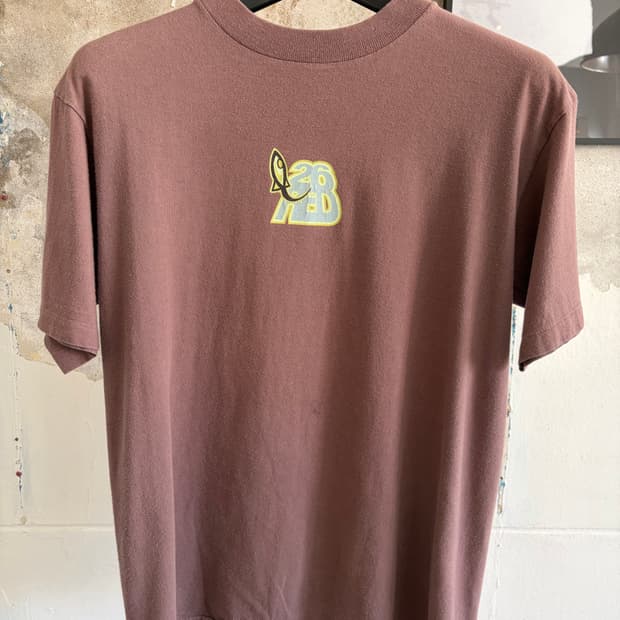 90s 26 red 스케이트 티셔츠