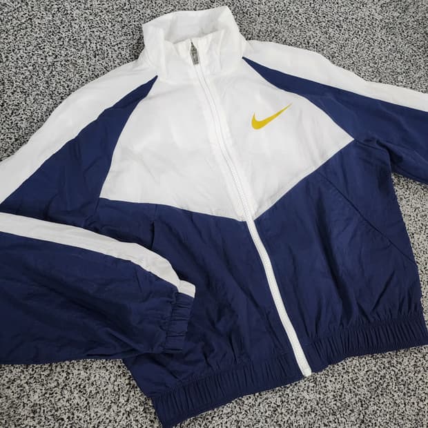 나이키 바람막이 집업 자켓 12-13세용