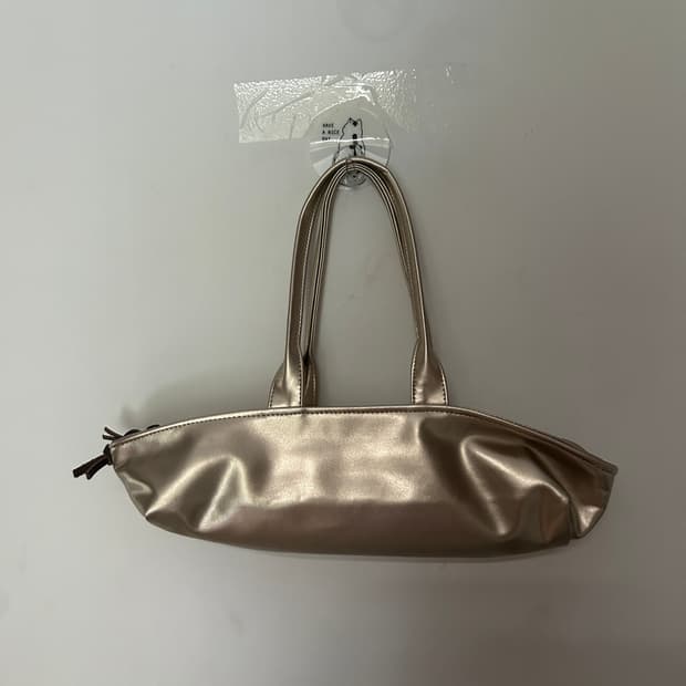 mini baguette bag 
