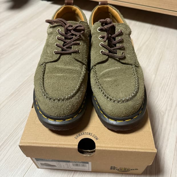 닥터마틴 로웰 올리브 290